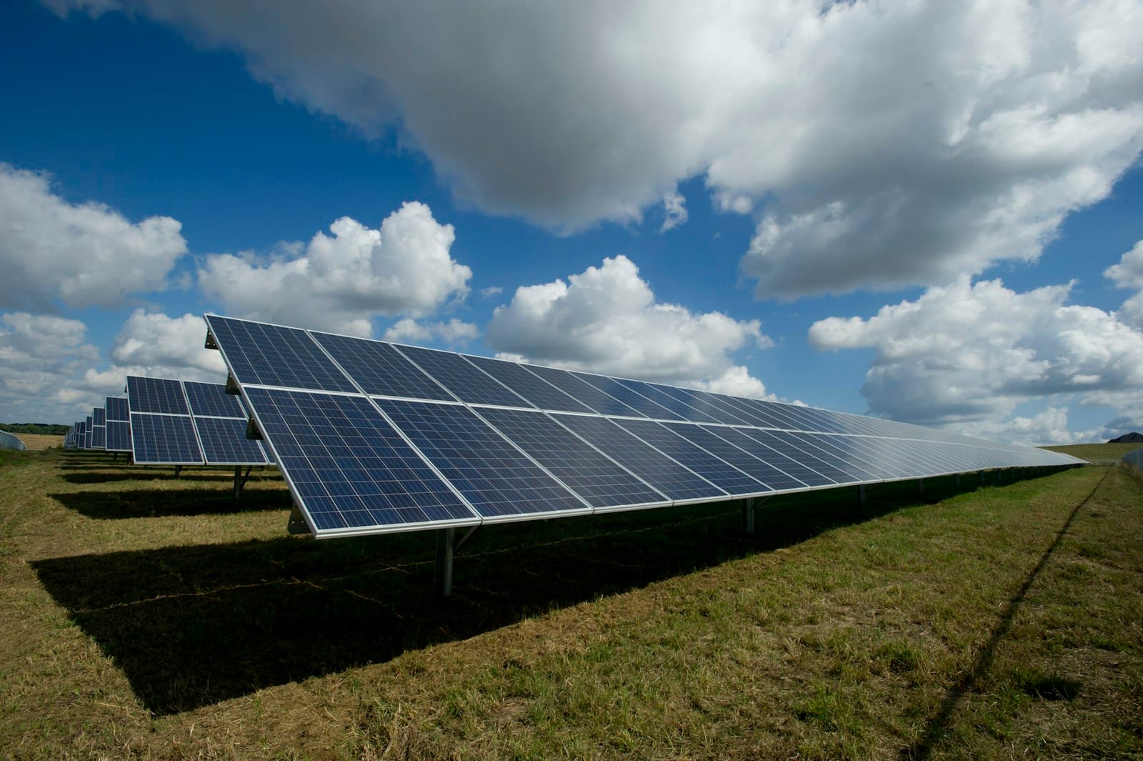 Painéis solares fotovoltaicos